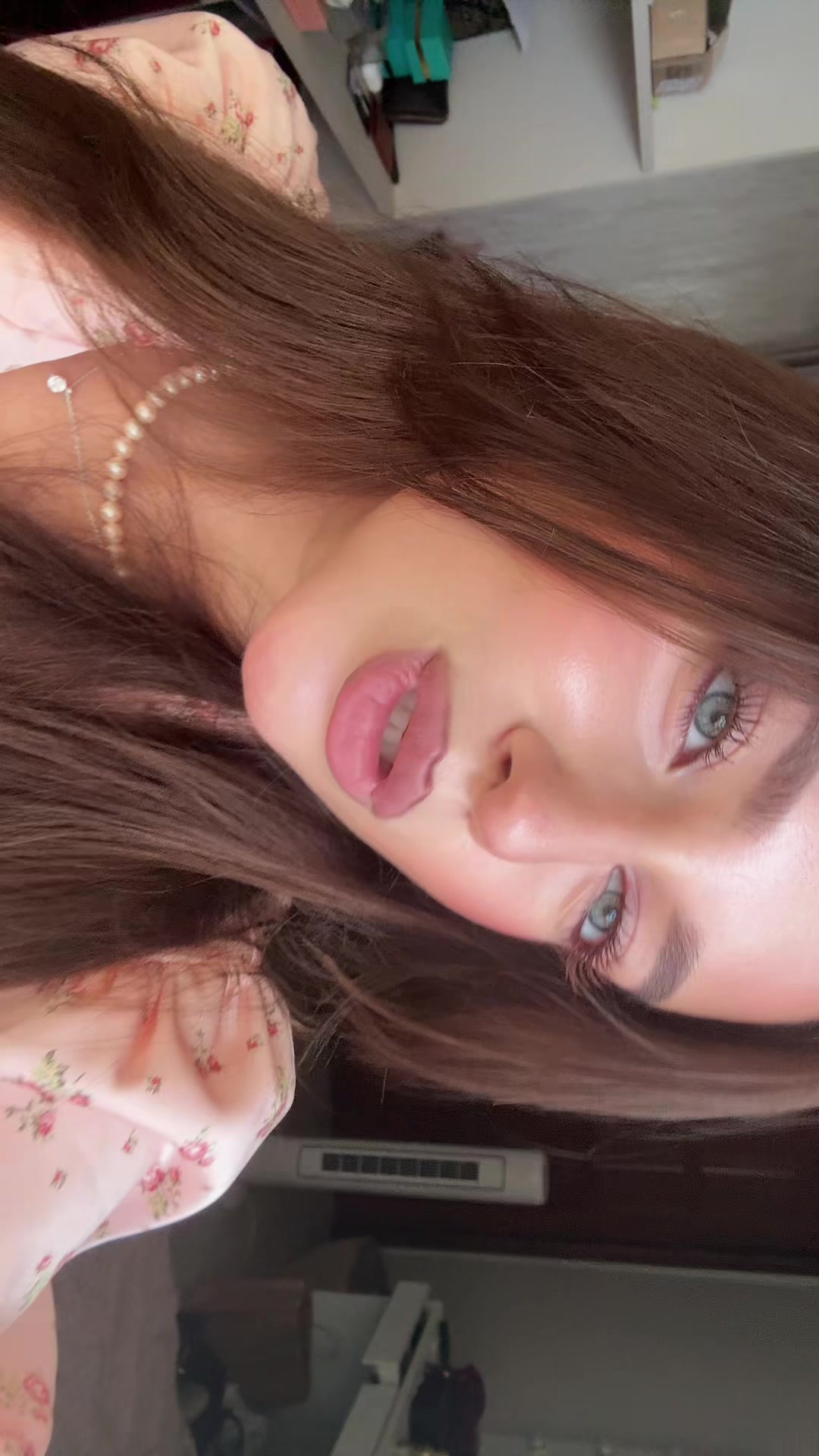 @AV