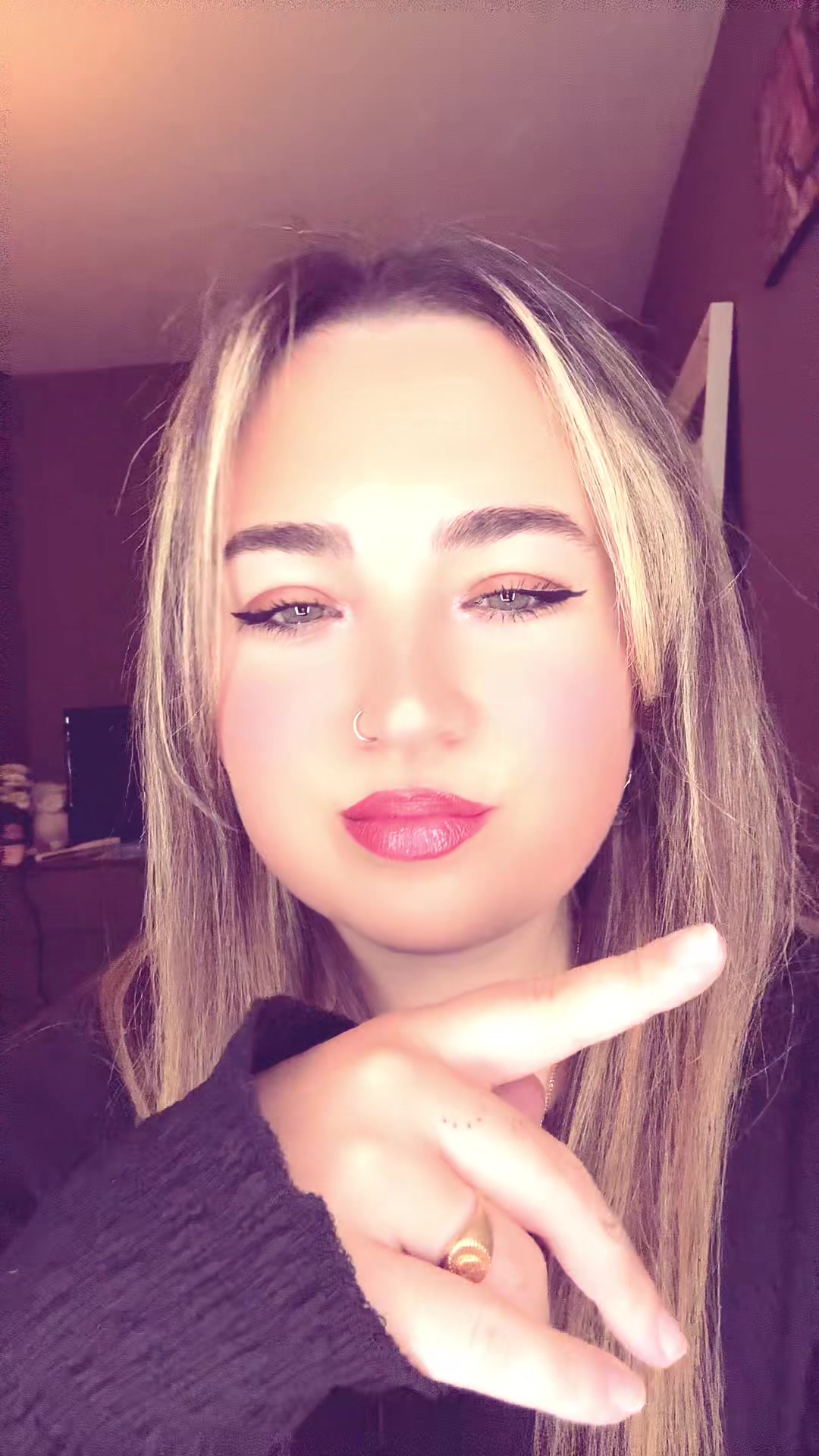 @Emi✨