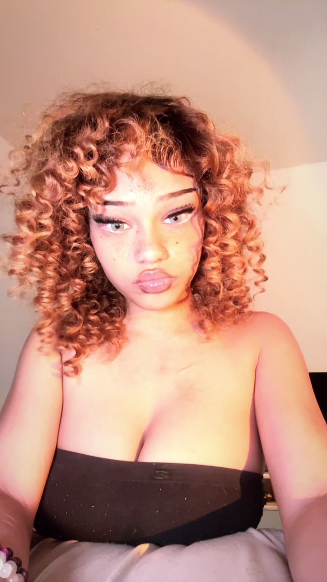 @Lensy 爱🇬🇵