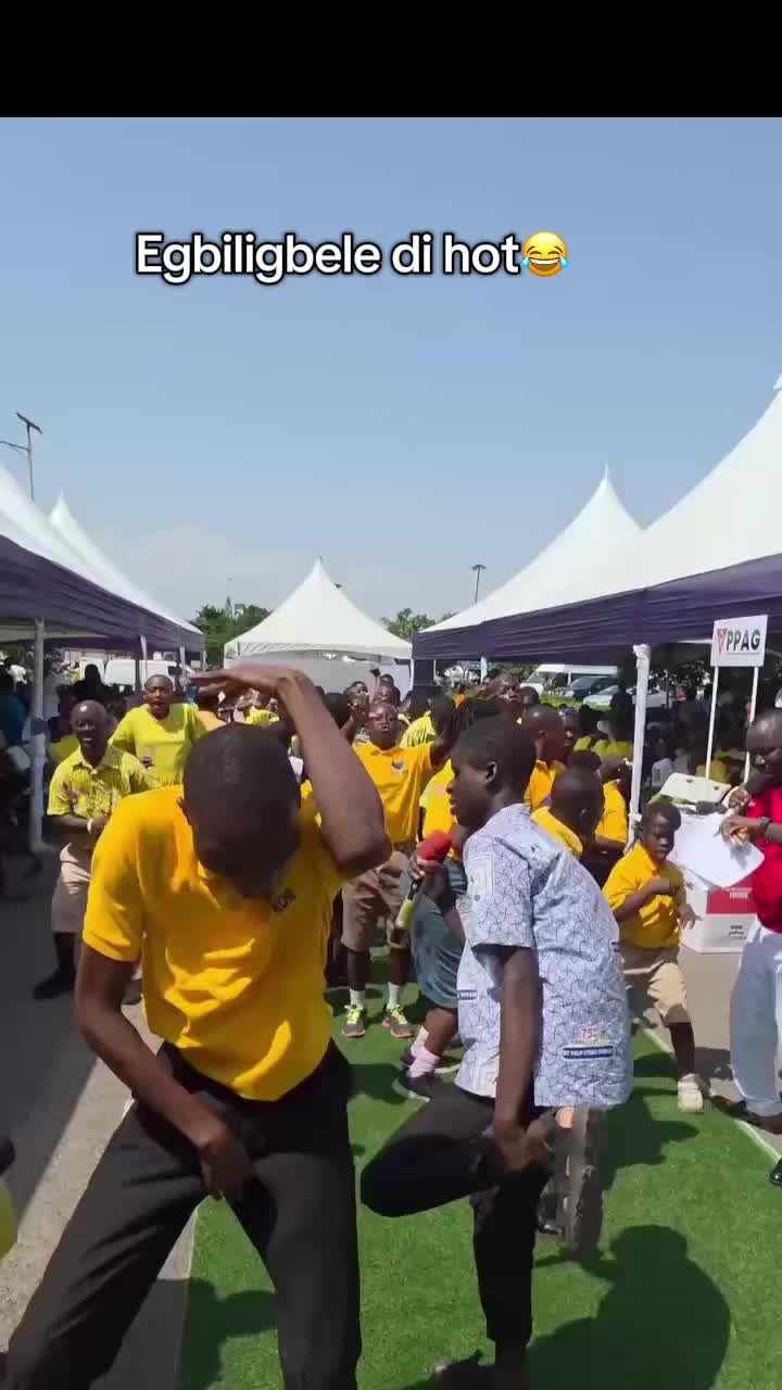 @presido_zebb