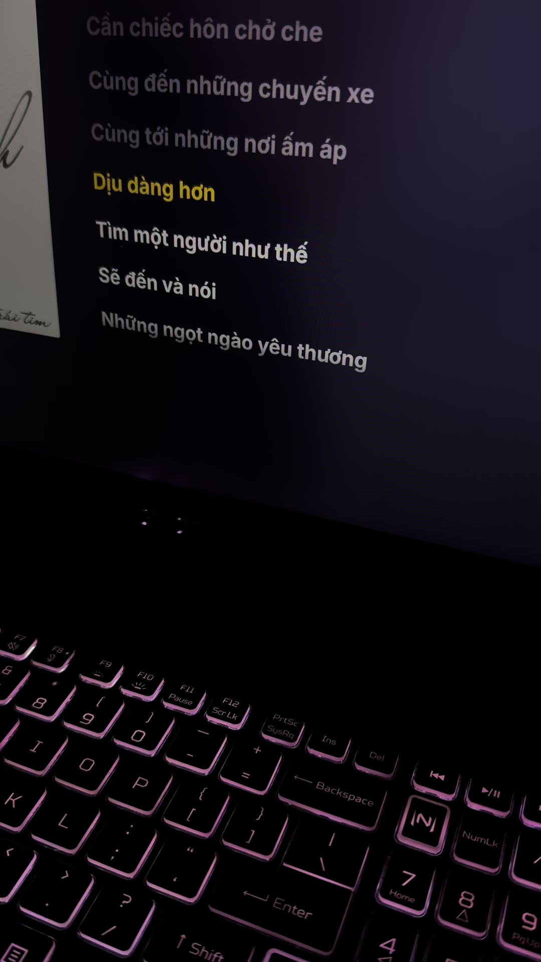 @CHẠM VÀO TIM