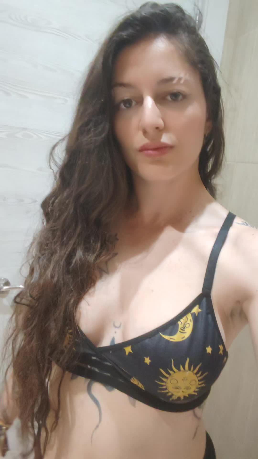 @Cynthia 🖤5🖤