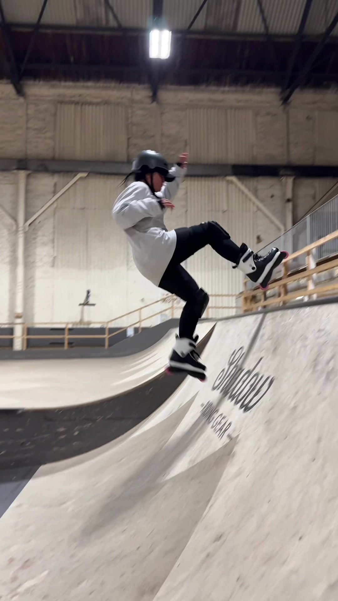 @Skater Girl