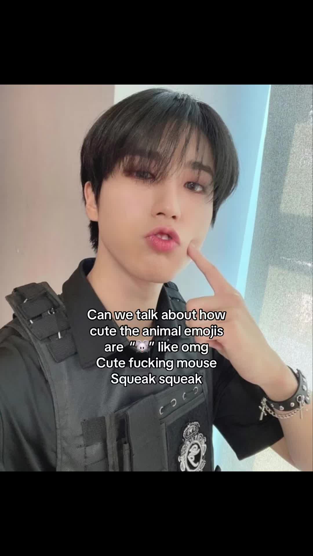 @CHUU FROM LOONA