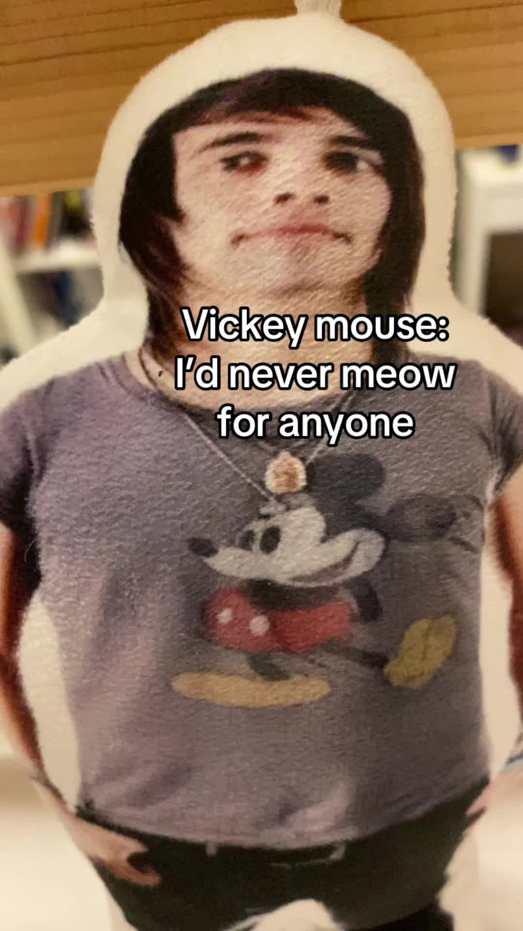 @vickey ๐ญ๐