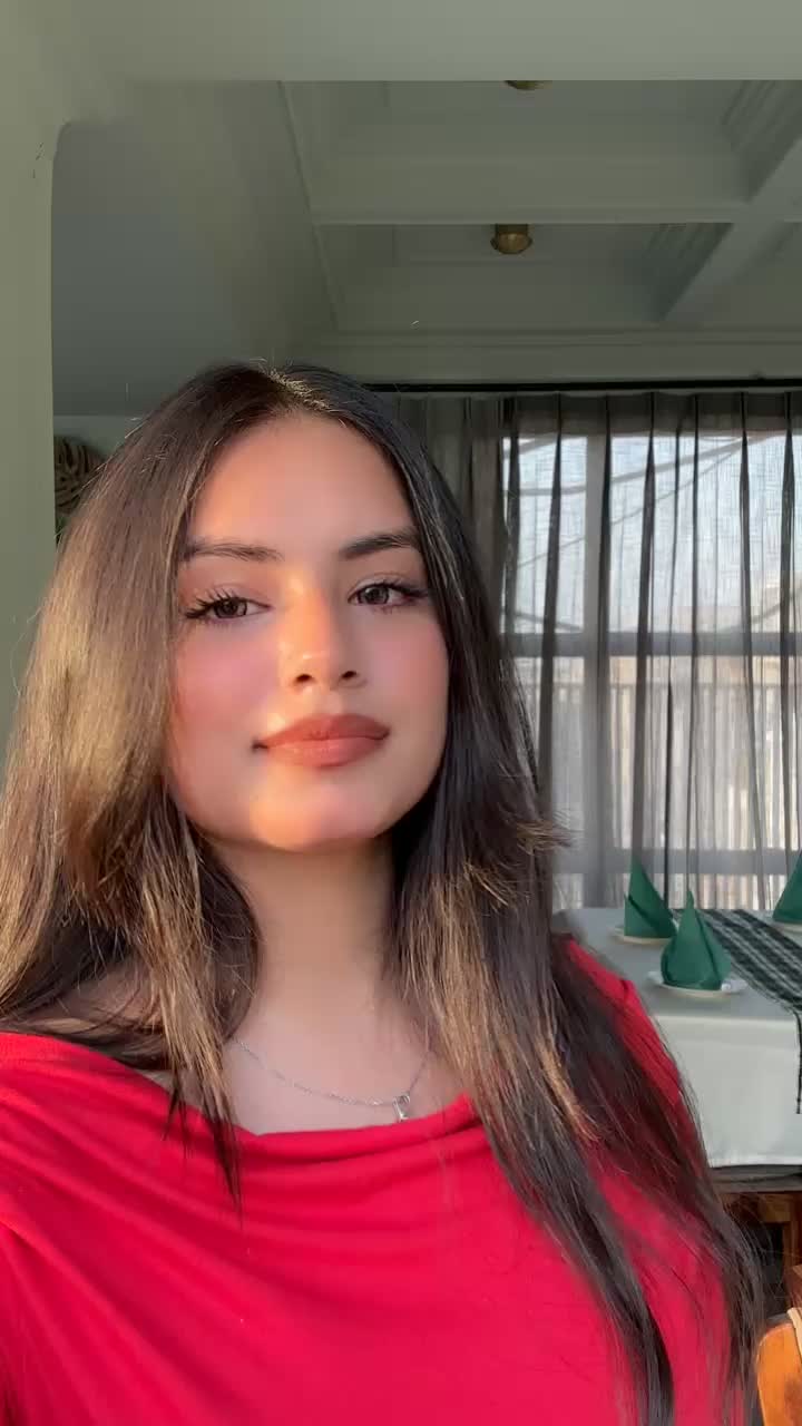 @Aastha🤍