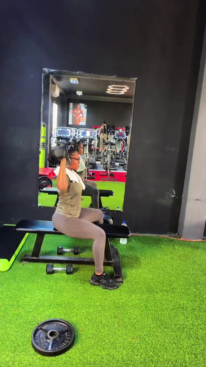 @Ana🦋