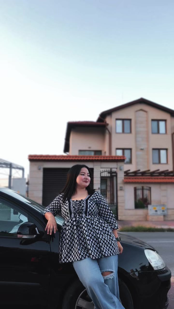 @Usha magar 🇧🇬🇪🇺