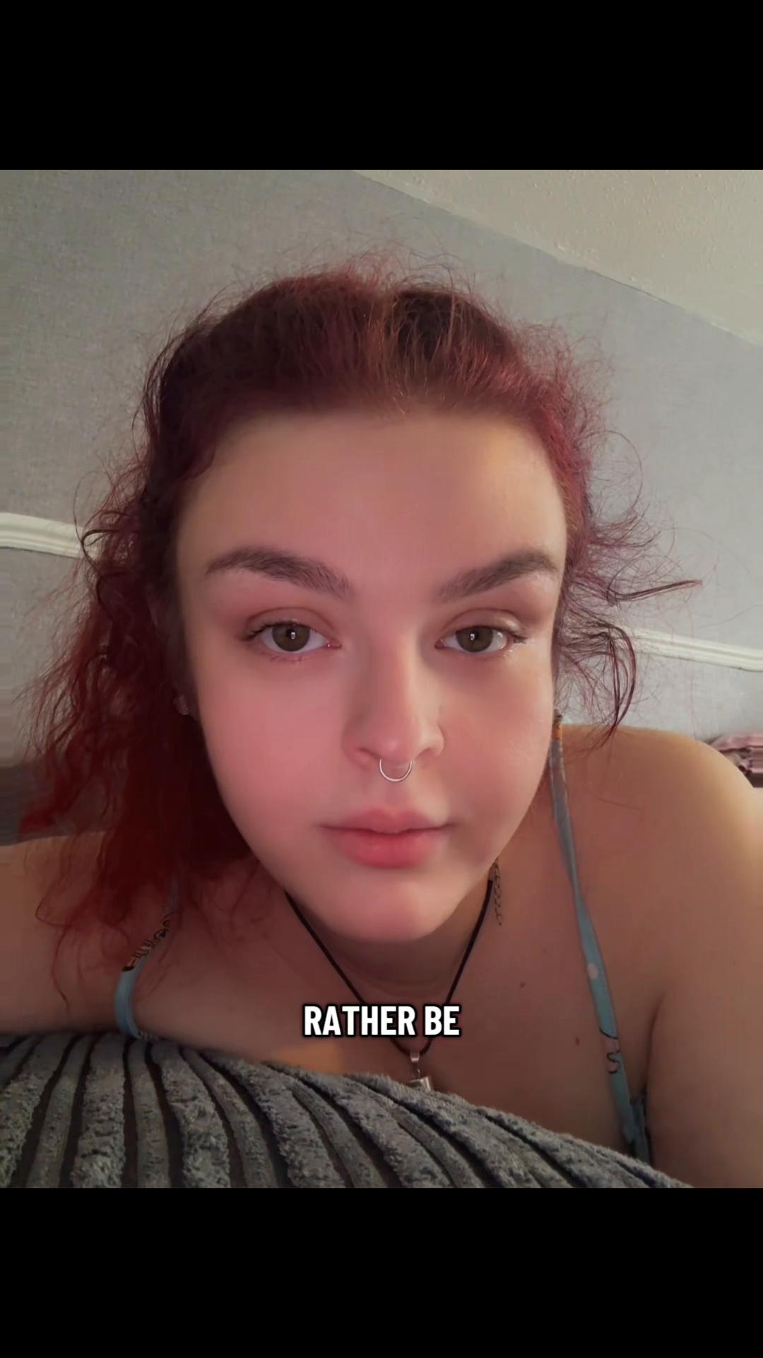 @shesmokesalotx