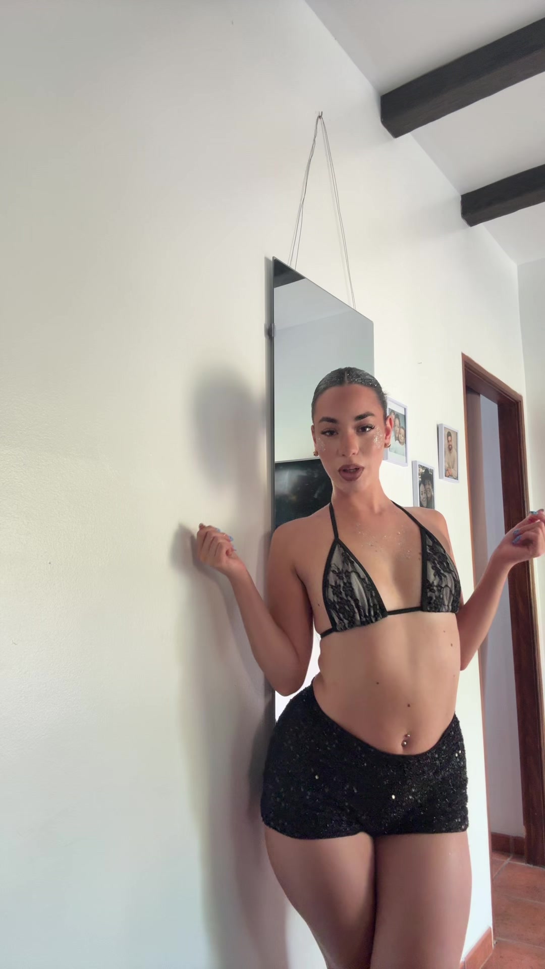@𝒟🍒