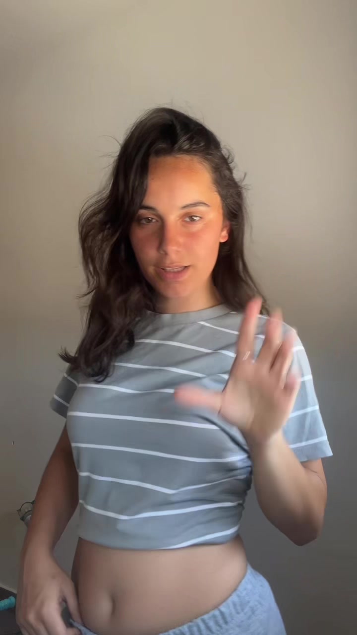 @ELENA🌸