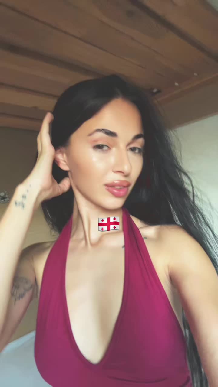 @_darinabo__