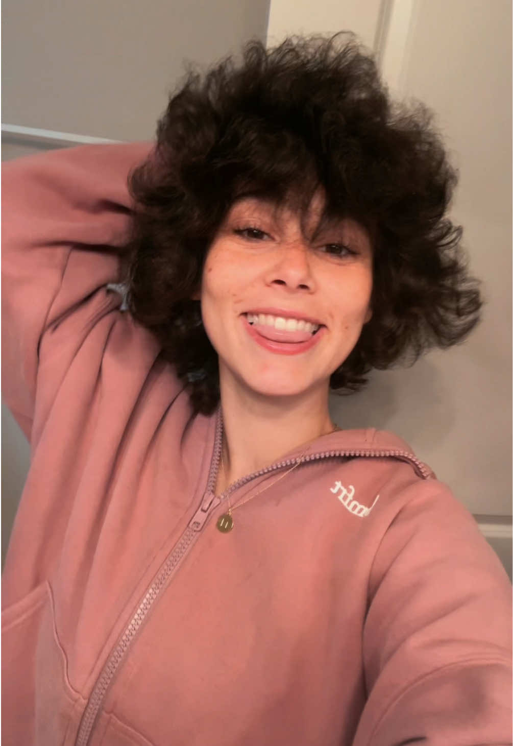 @zoeiannonee
