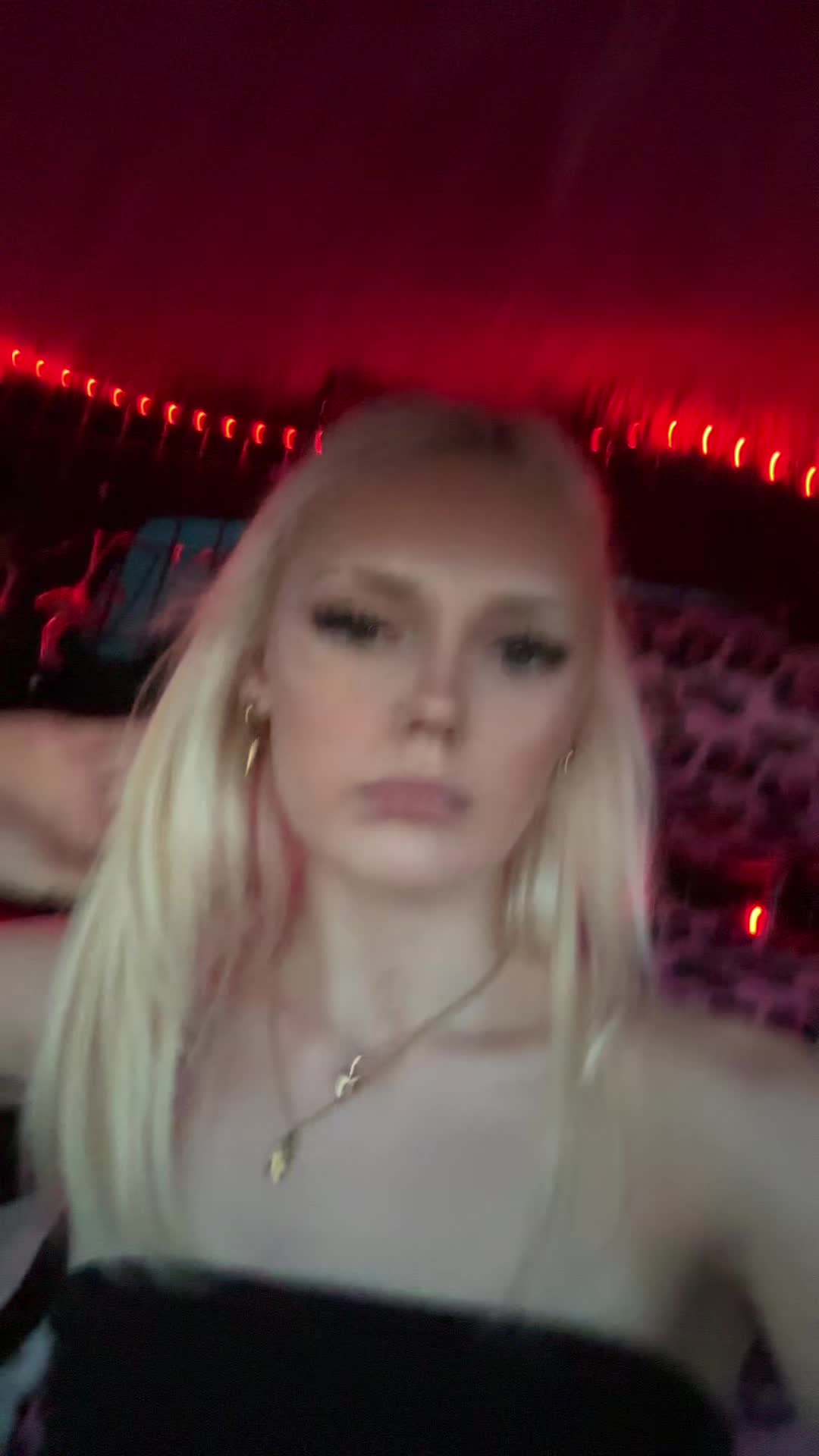 @Mollyyyy🐦🔥🐦🔥