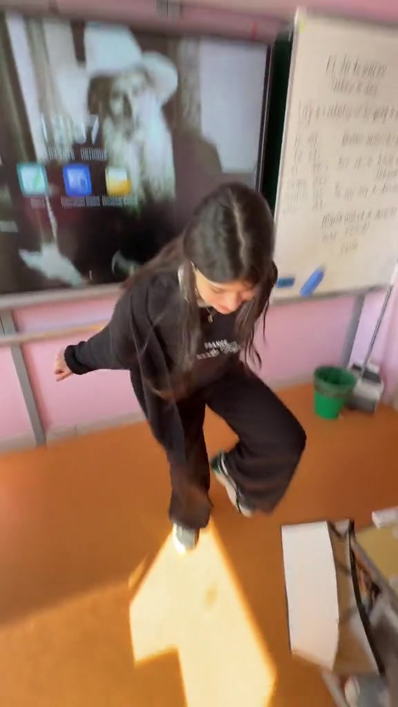 @Lomakova