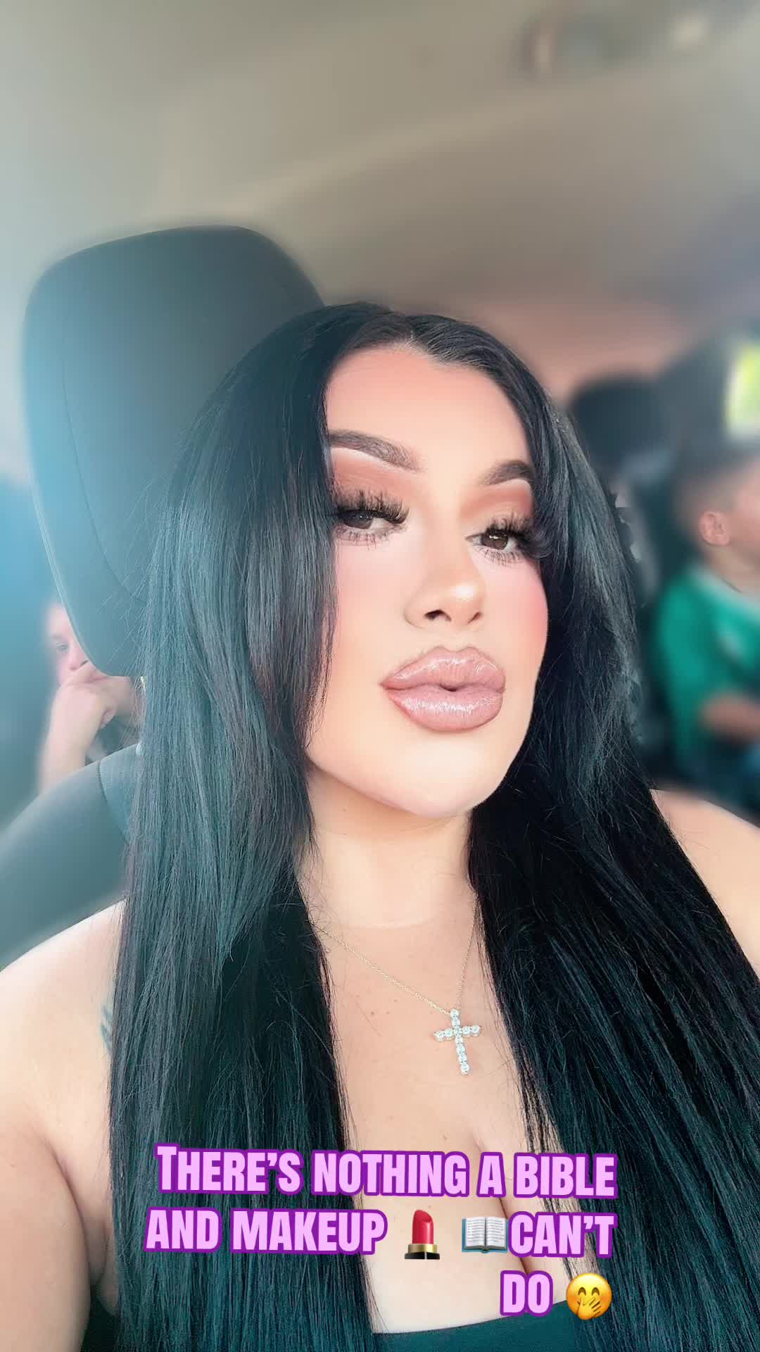 @VeeMonique