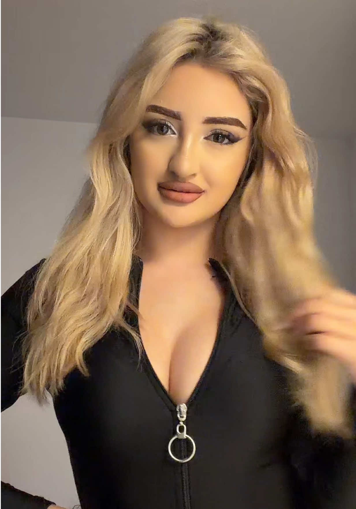 @𝓐𝓷𝓪𝓜𝓪𝓻𝓲𝓪𝓡𝓸𝓫𝓮𝓻𝓽𝓪