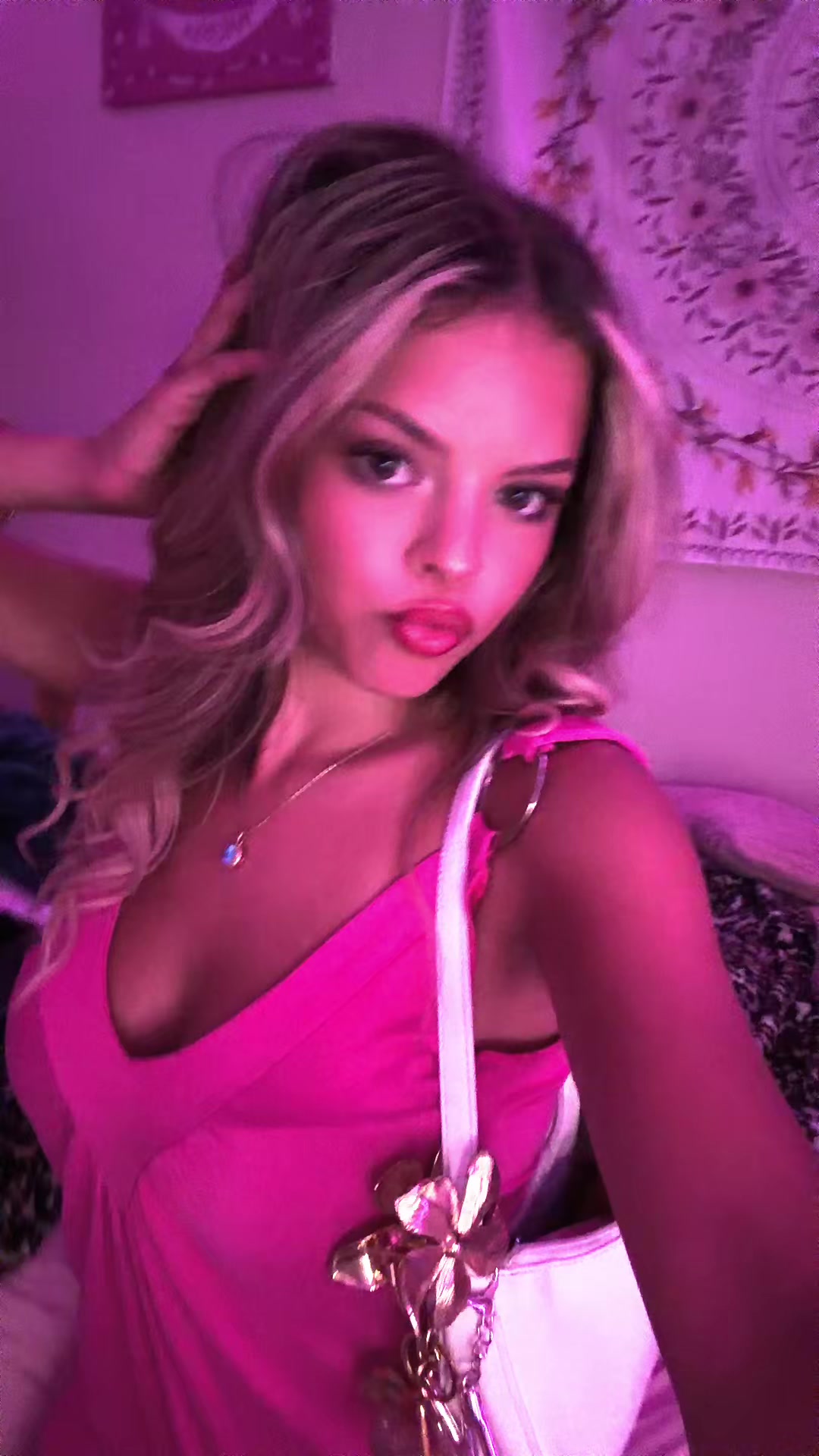 @kaykay😇