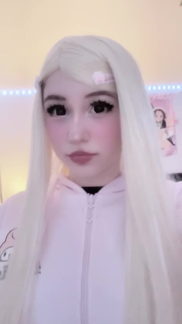 @Bunni 🐾🎀🧁