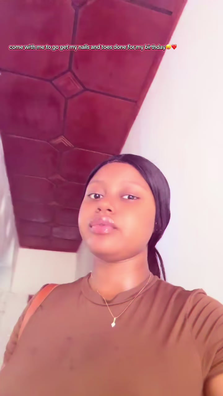@yours_trulyyy_chairlady😝💕