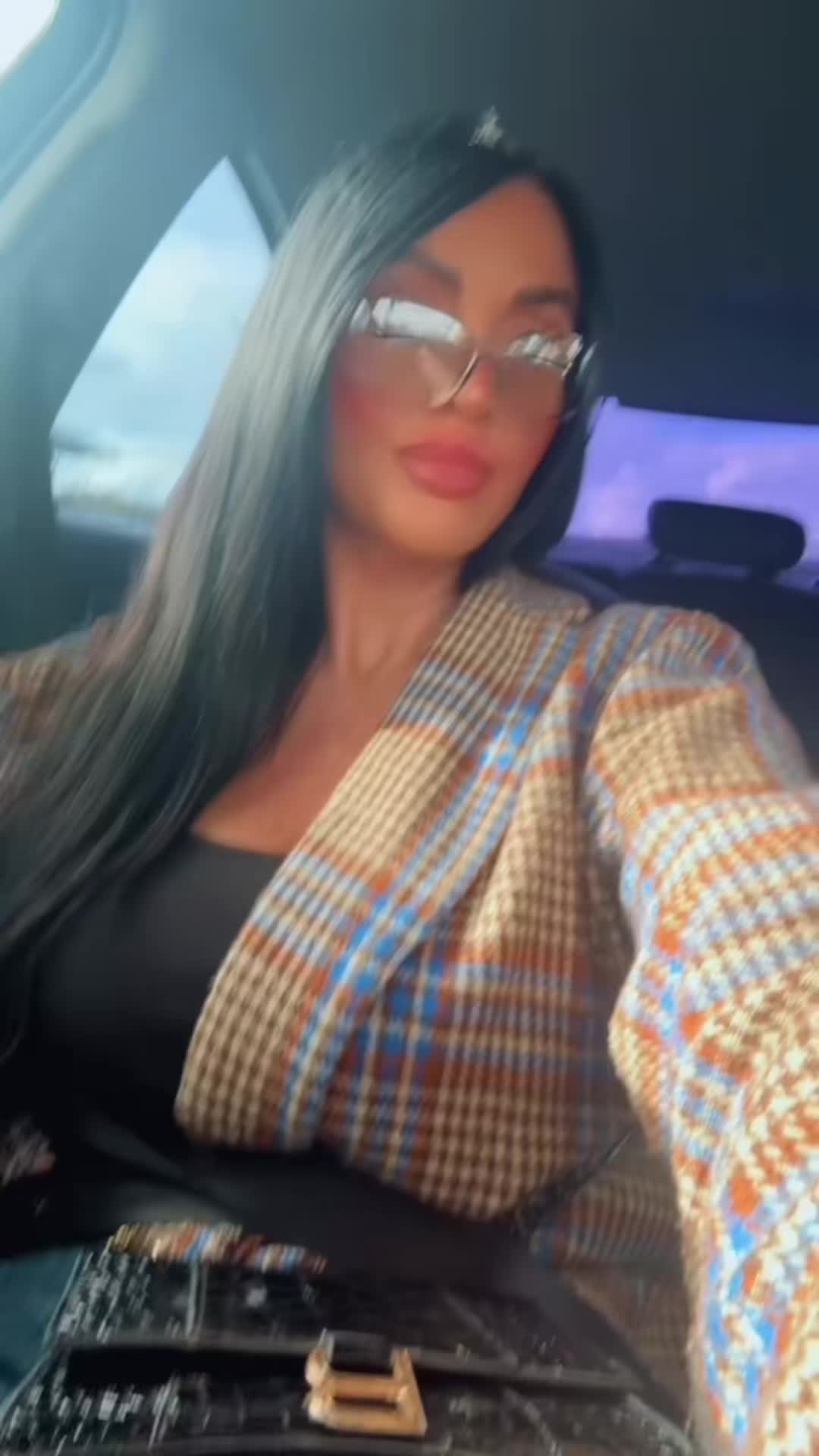 @katie_xstormi