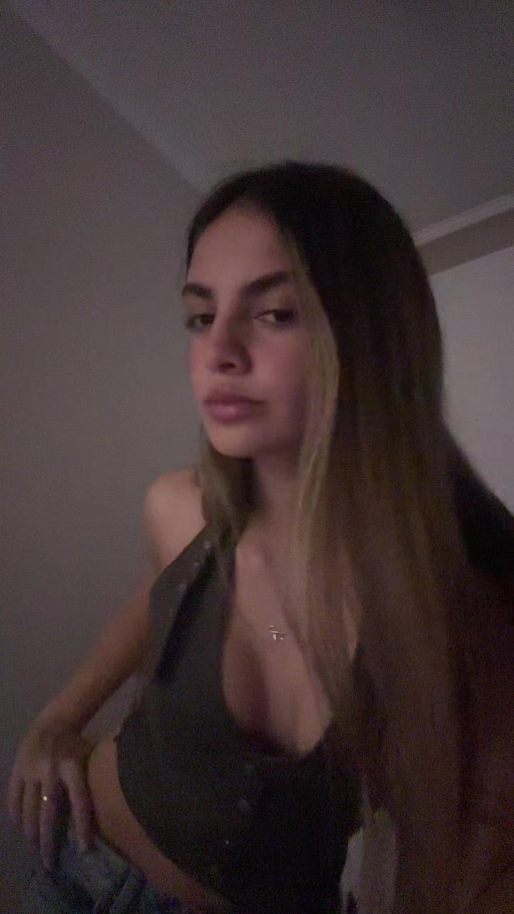 @elena