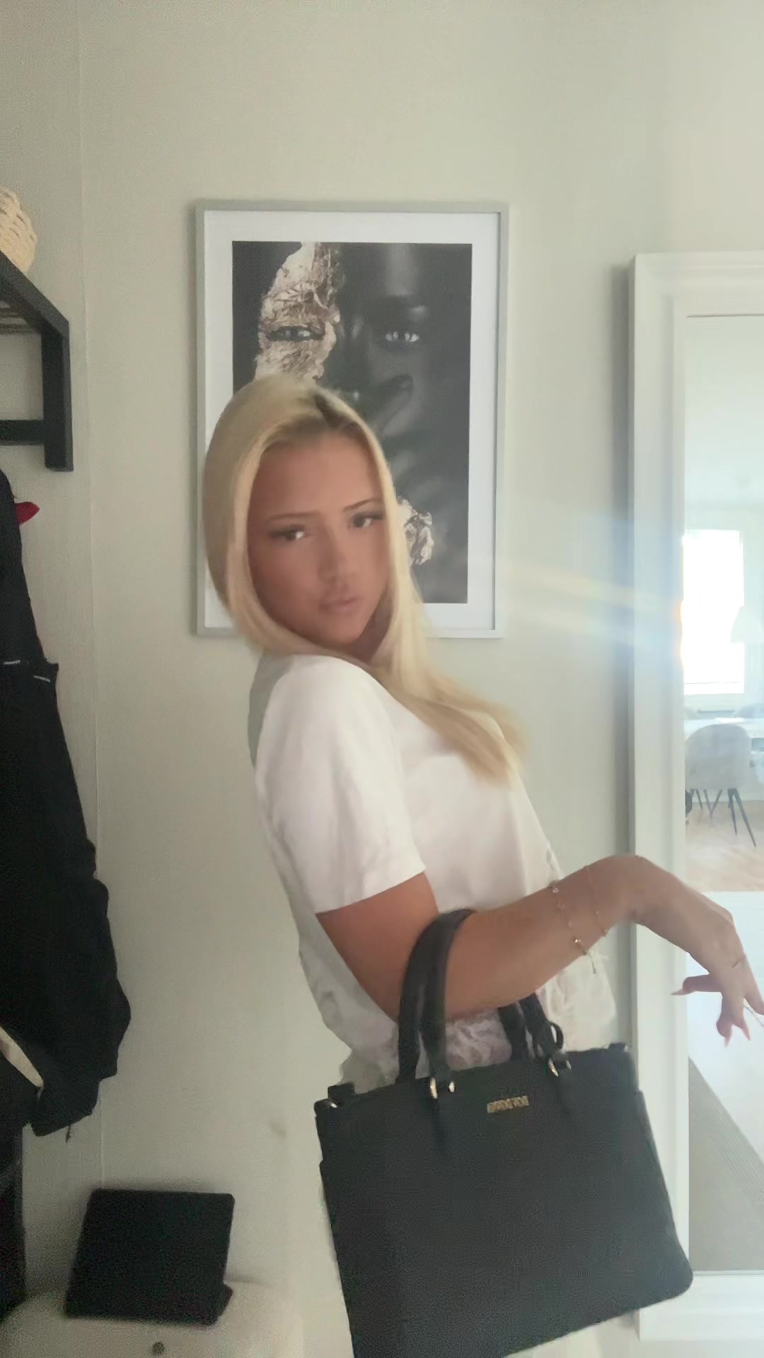 @𝒶