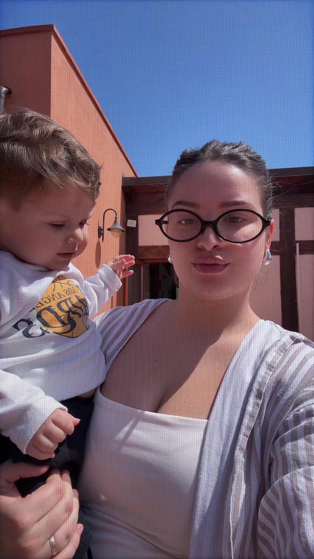 @Asia_piacente
