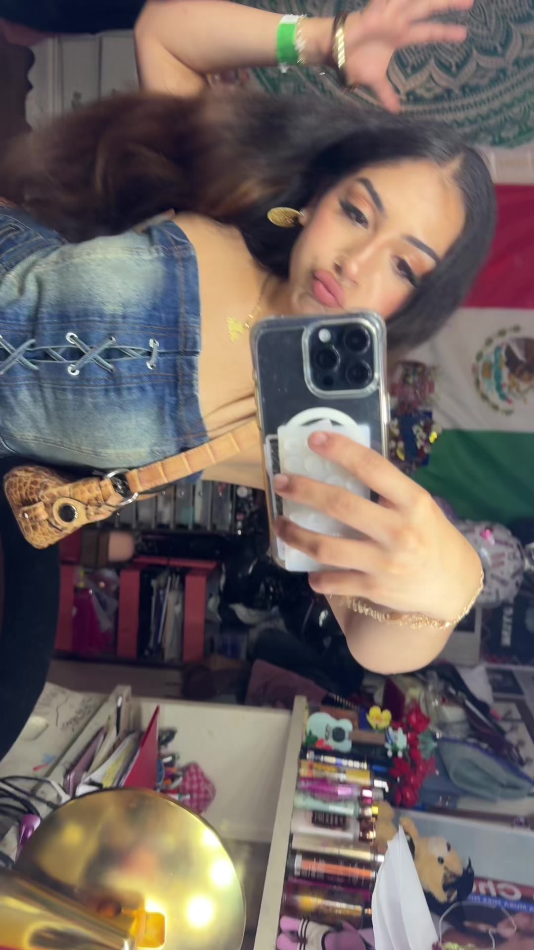 @jasminee😻