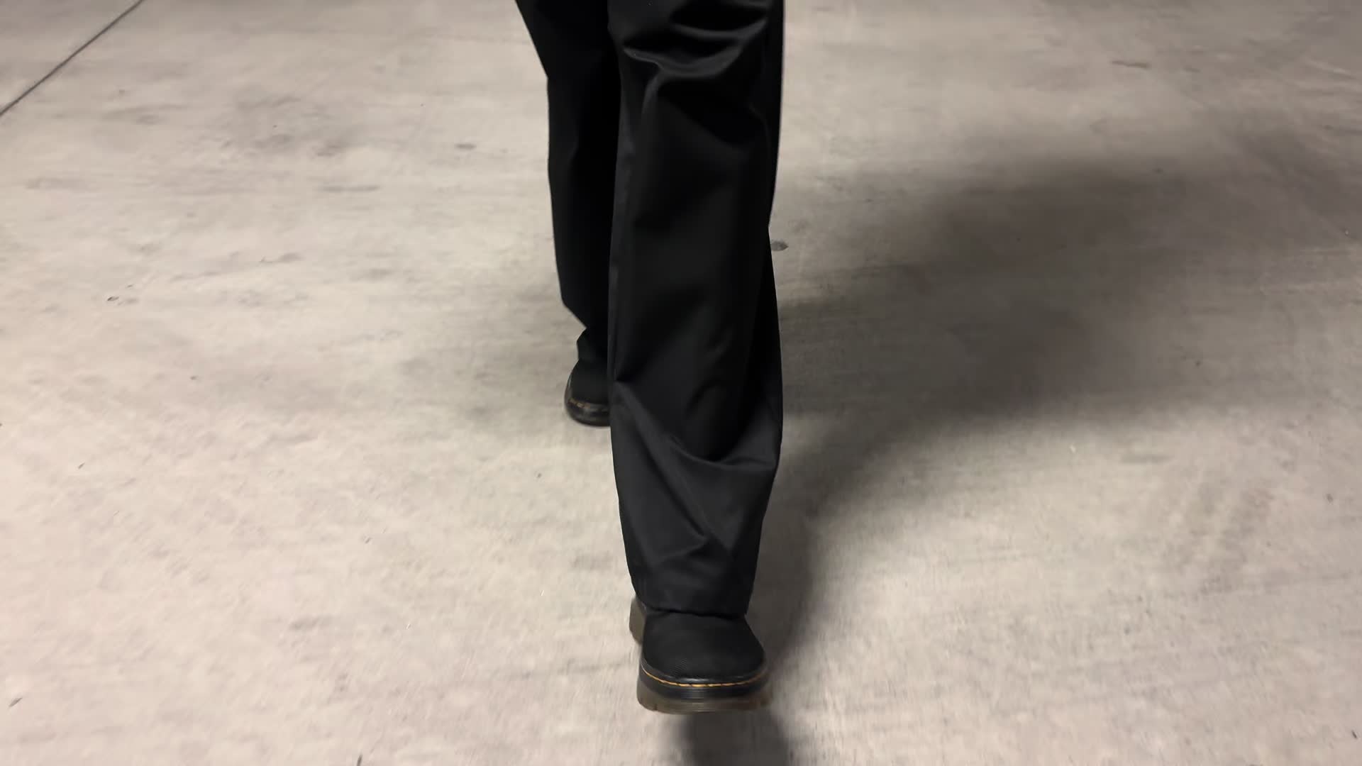 @wavycontent_