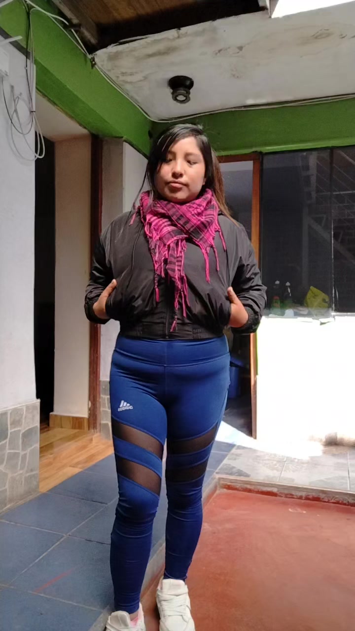 @👑Liz🖤💜