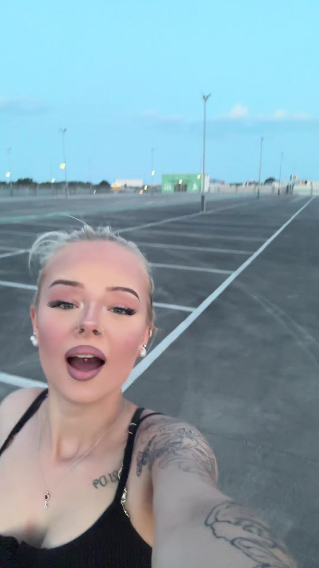 @itscelina_offical