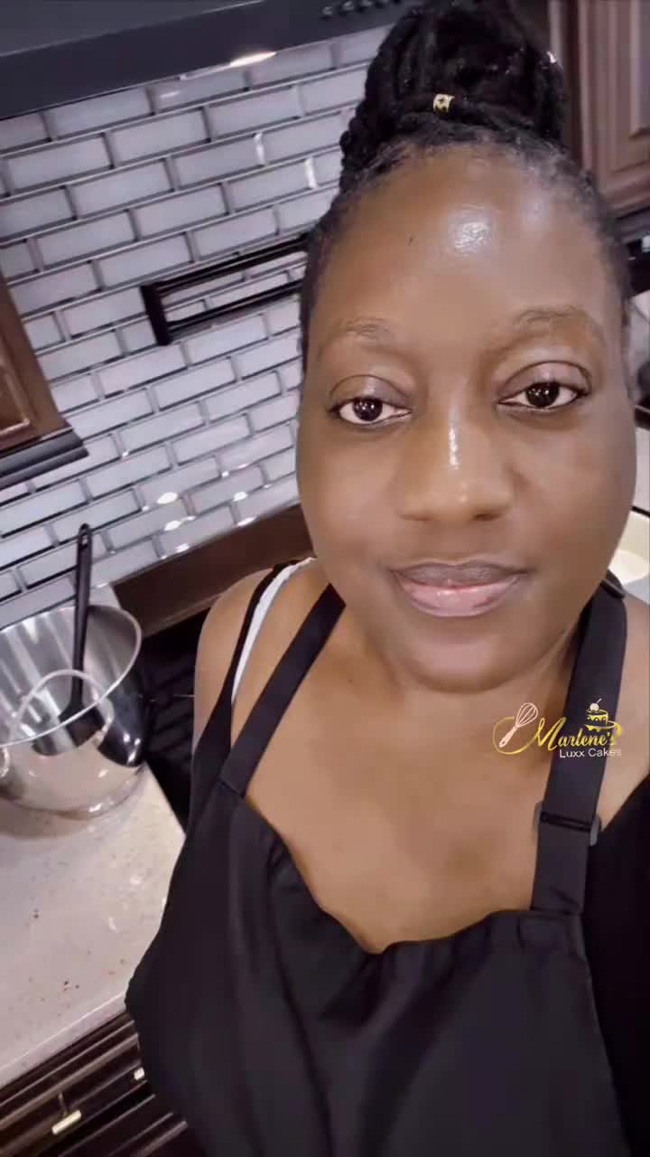 @Marlene'sLuxx_Cakes&Dishes