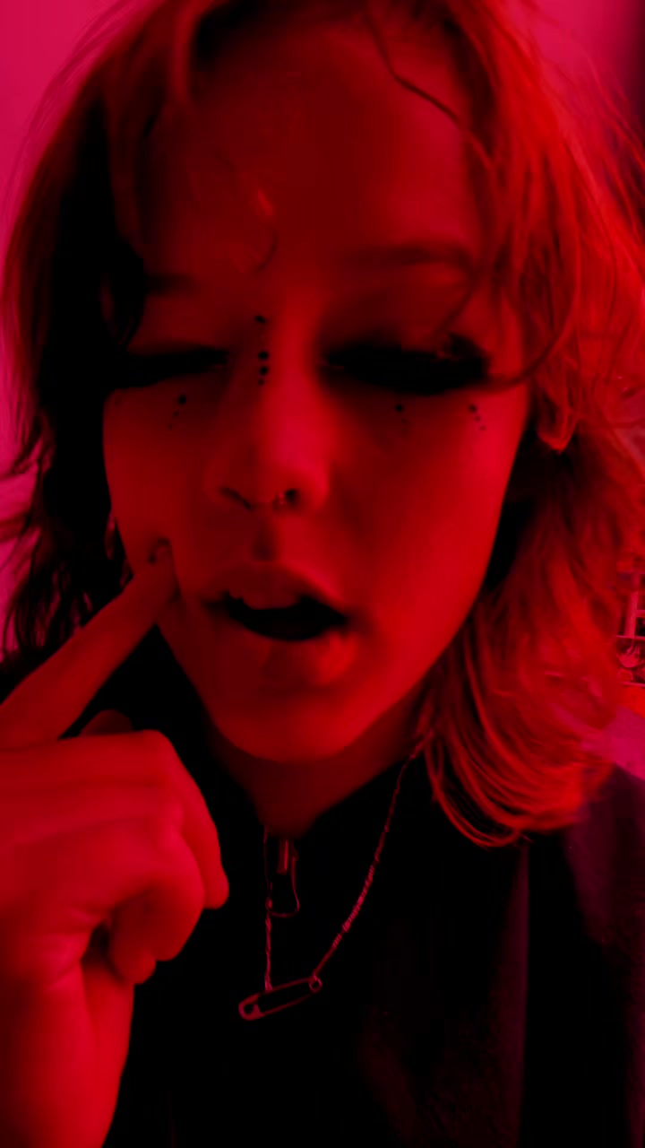 @👁️👄👁️