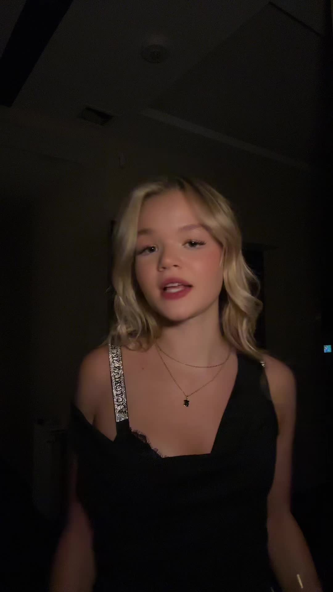 @Szonja