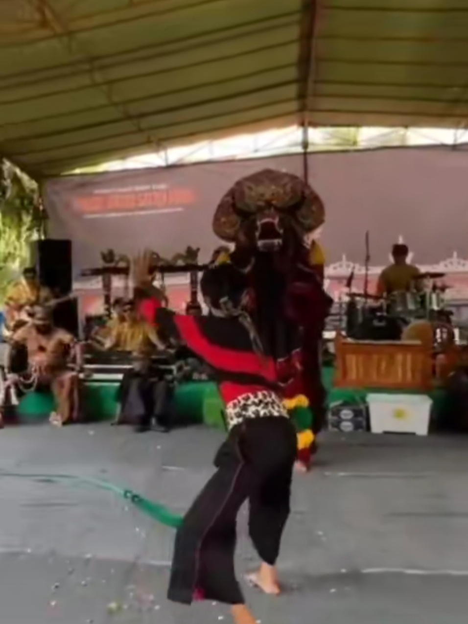 @budaya jawa barongan