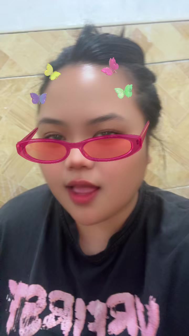 @E L L A I N E