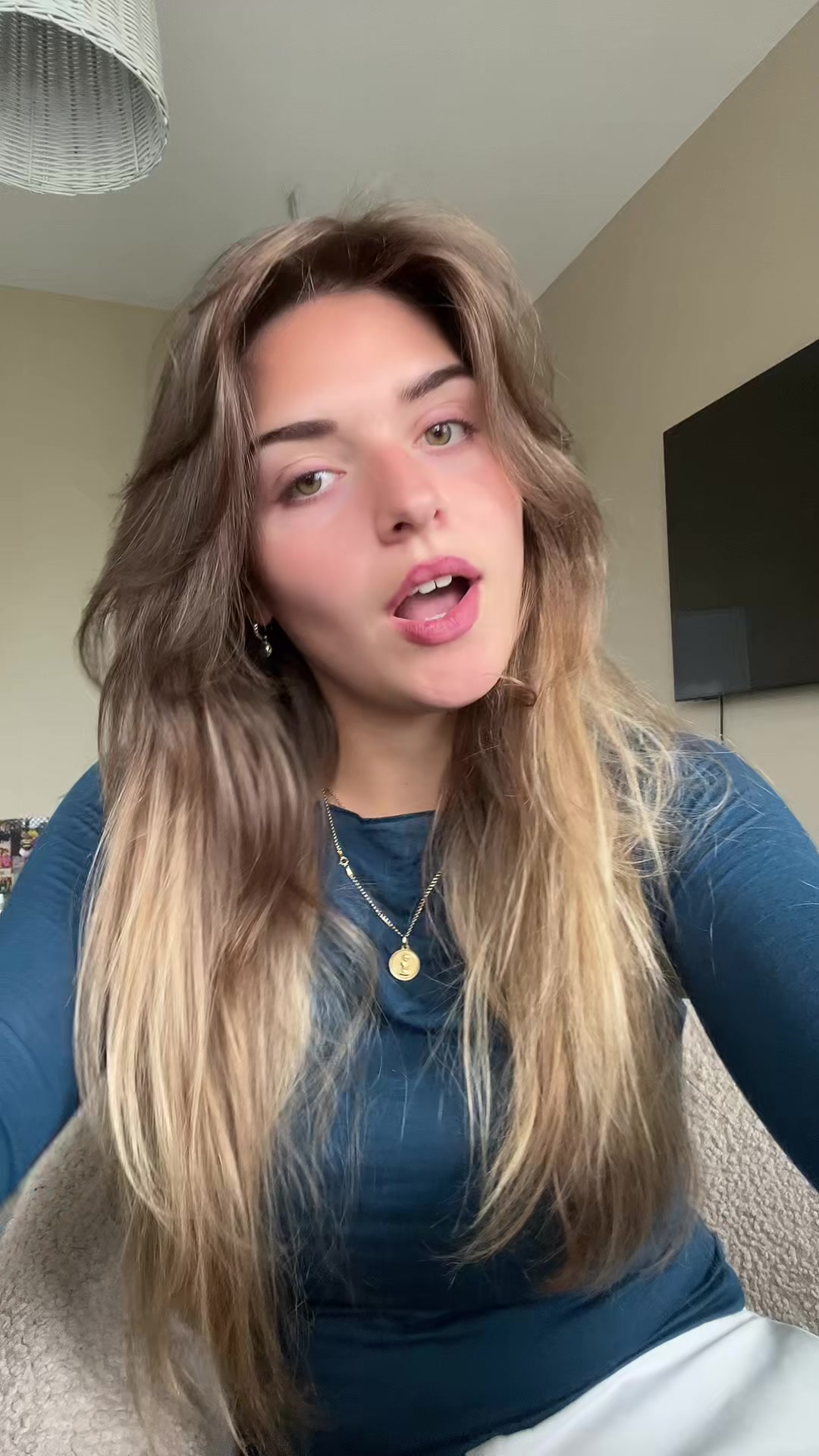 @Elsa González