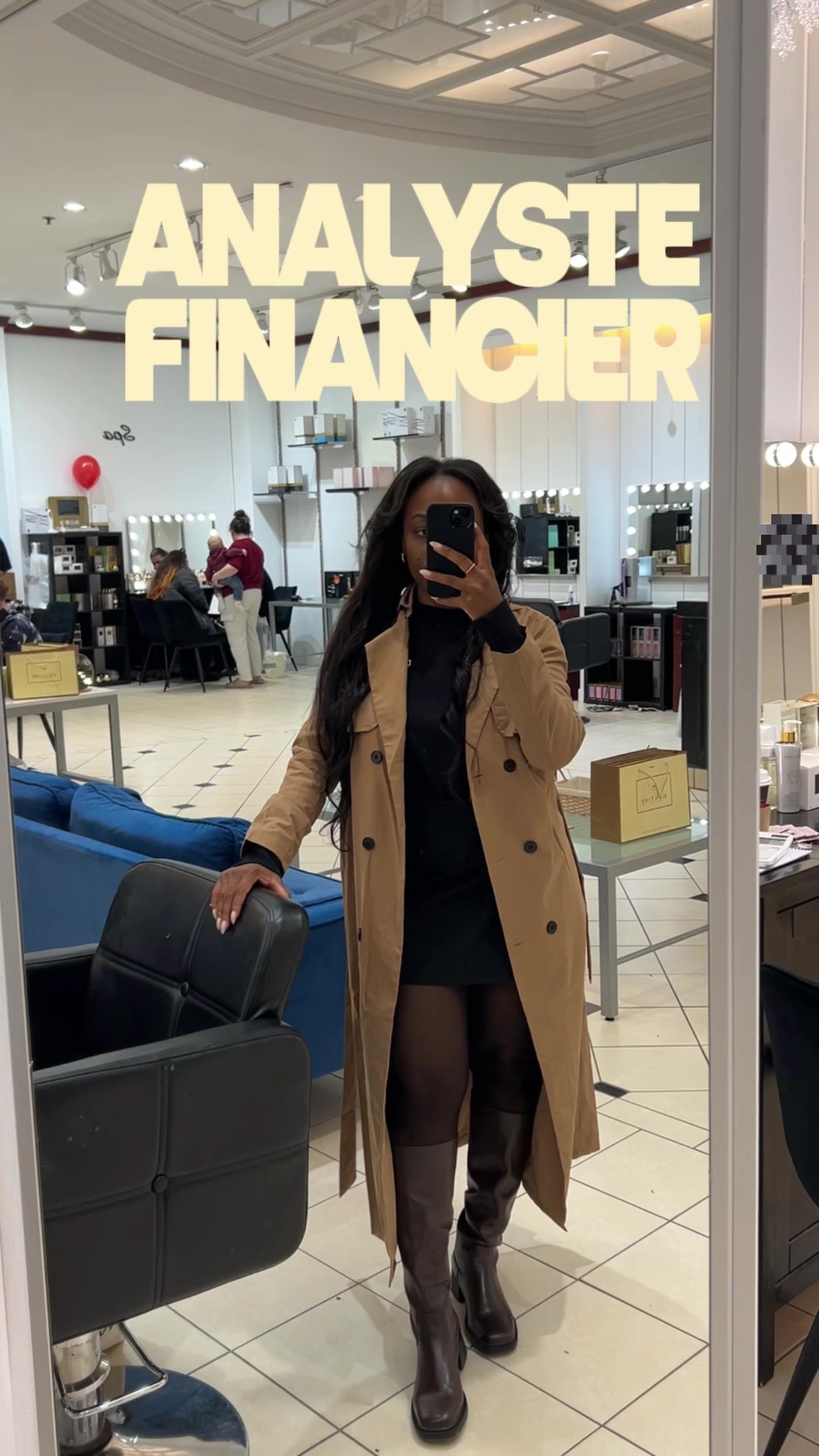 @Mia Descas | Career+Study