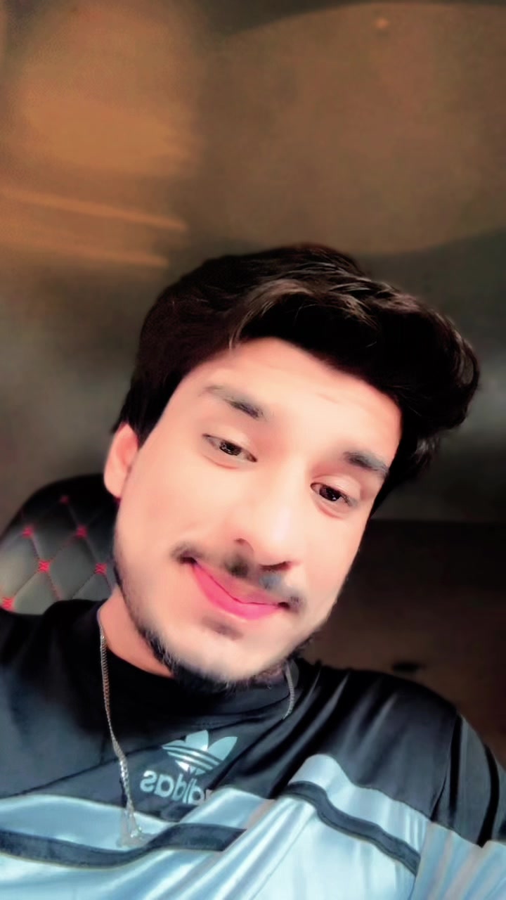 @Shinda Mughal🇦🇪