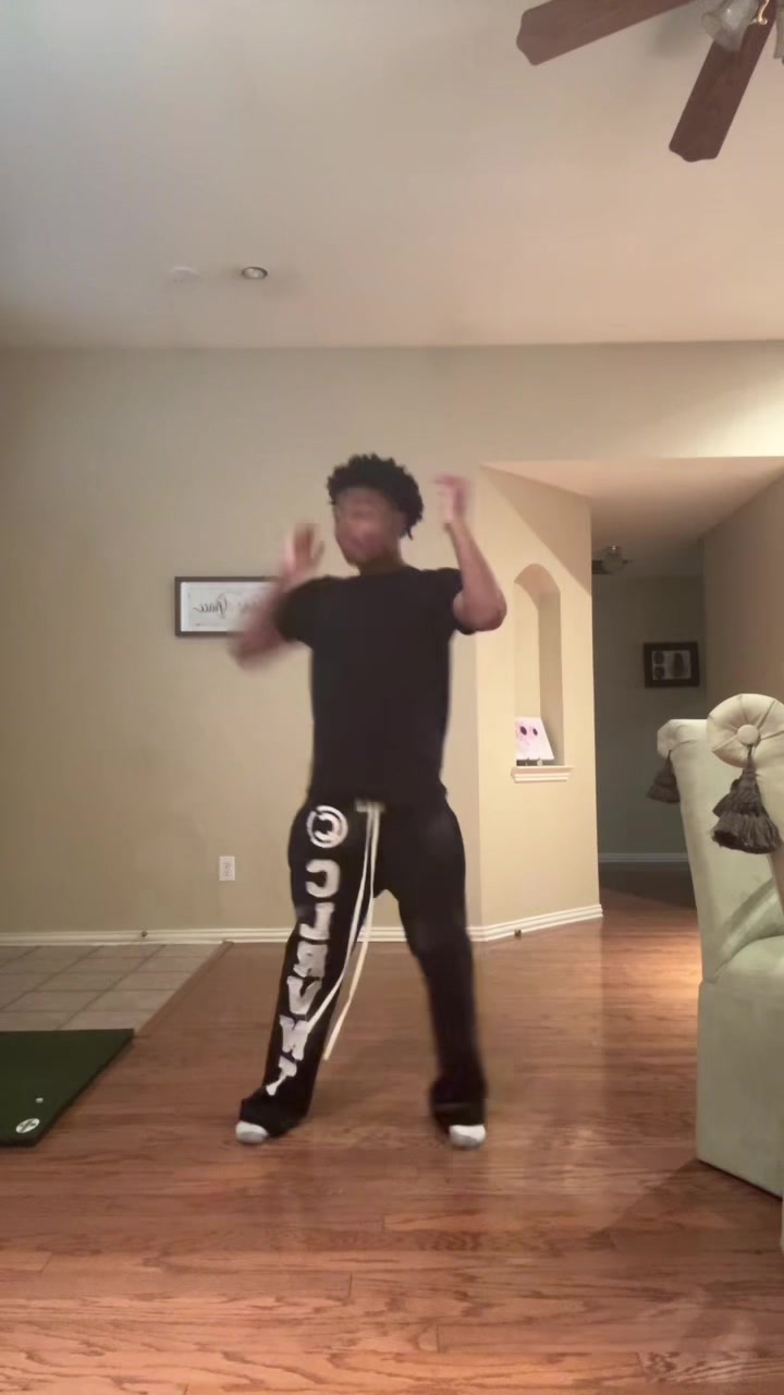 @lil z
