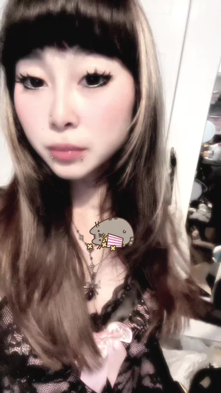 @ellee ☆ / エリーちゃん