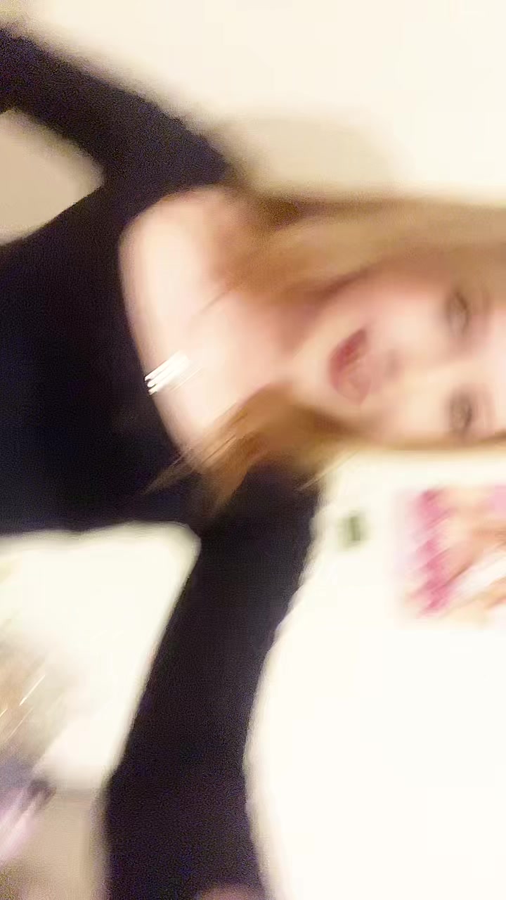 @Willowww
