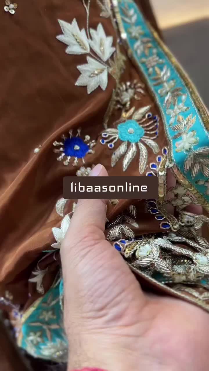 @ਲਿਬਾਸ by ਕੌਰ