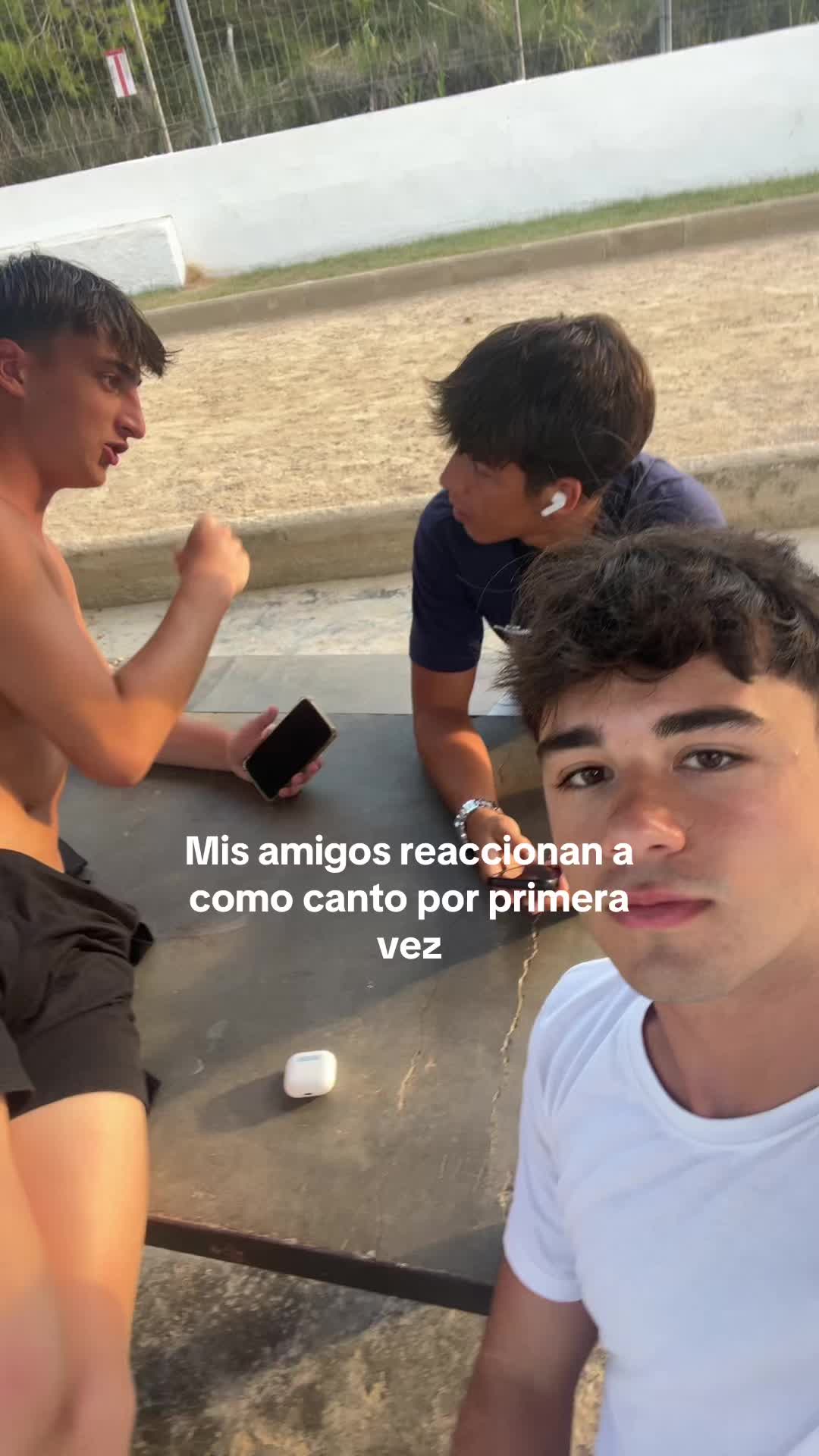 @desoria080