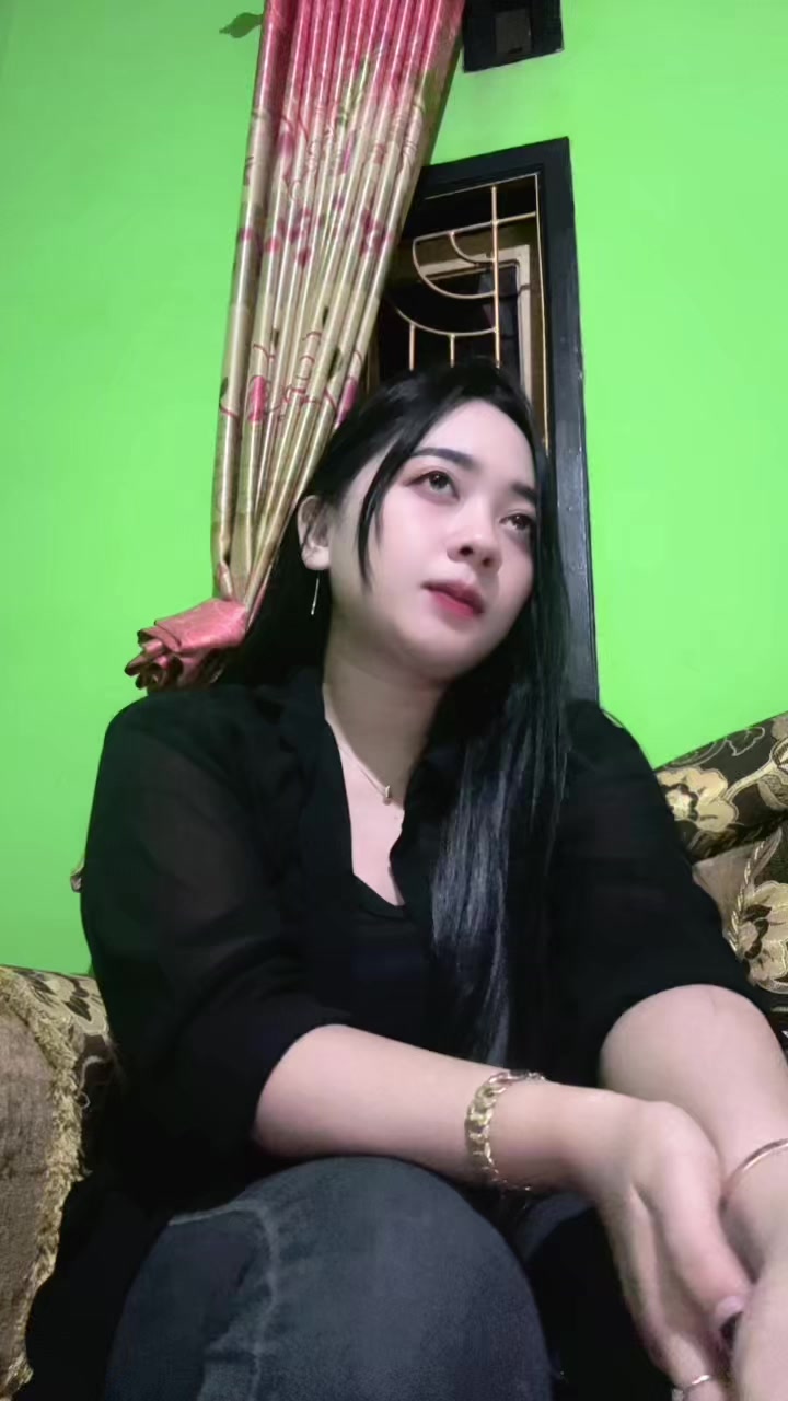 @Mbak'En