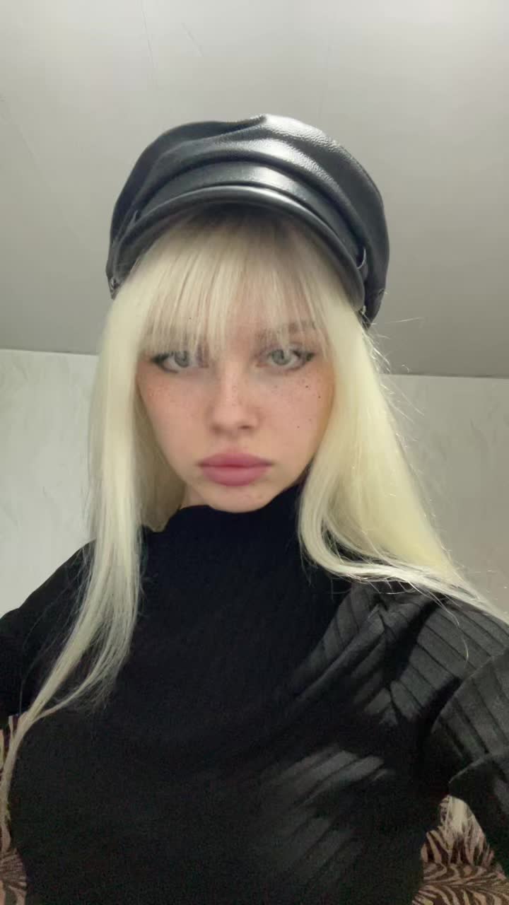 @недовольна