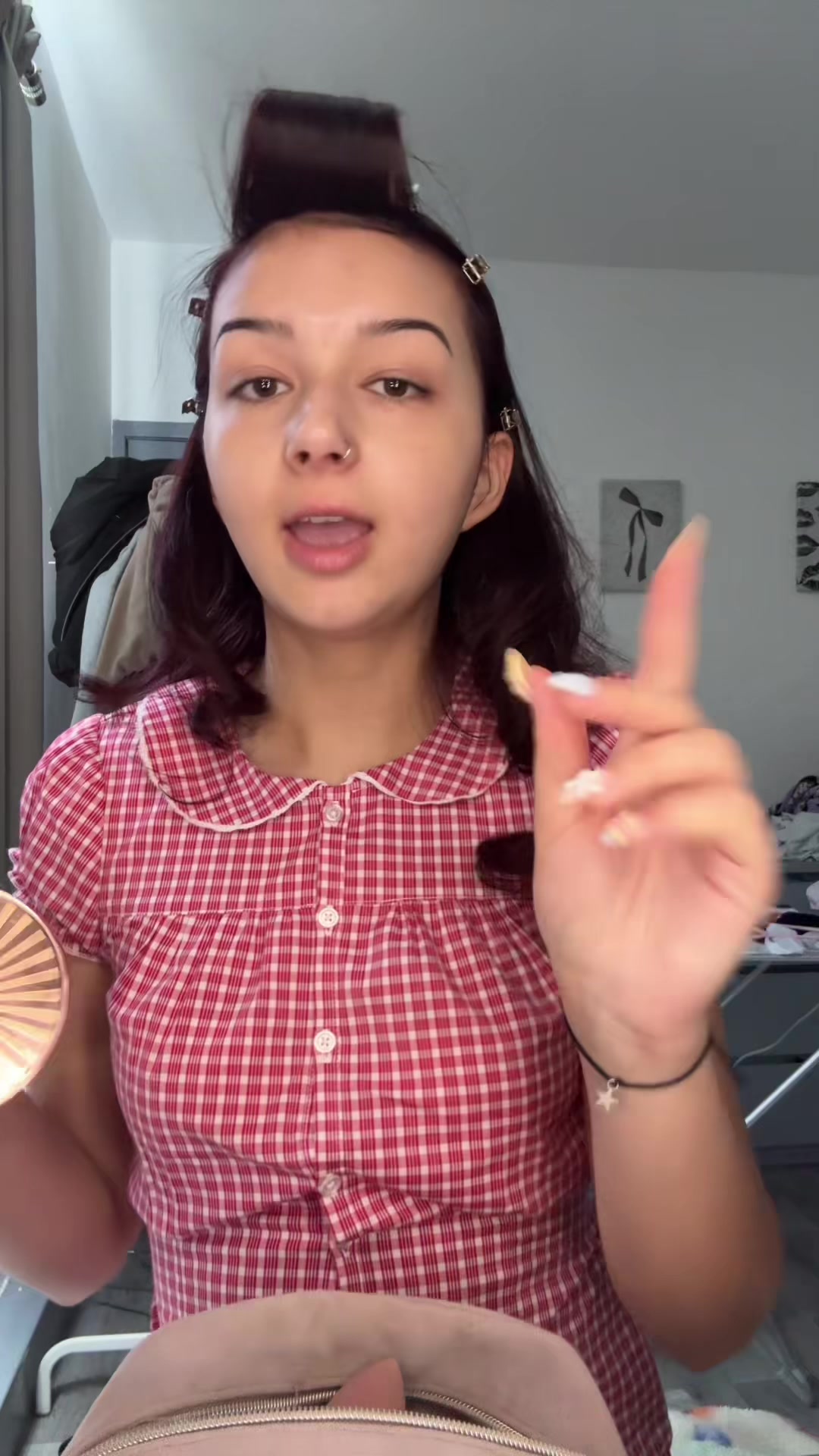 @Jen 🪽🦌🧁