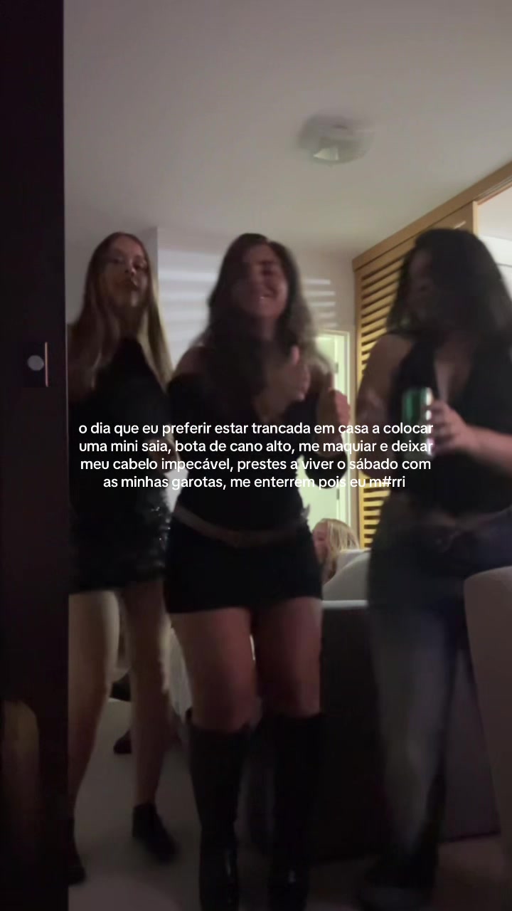 @lívia