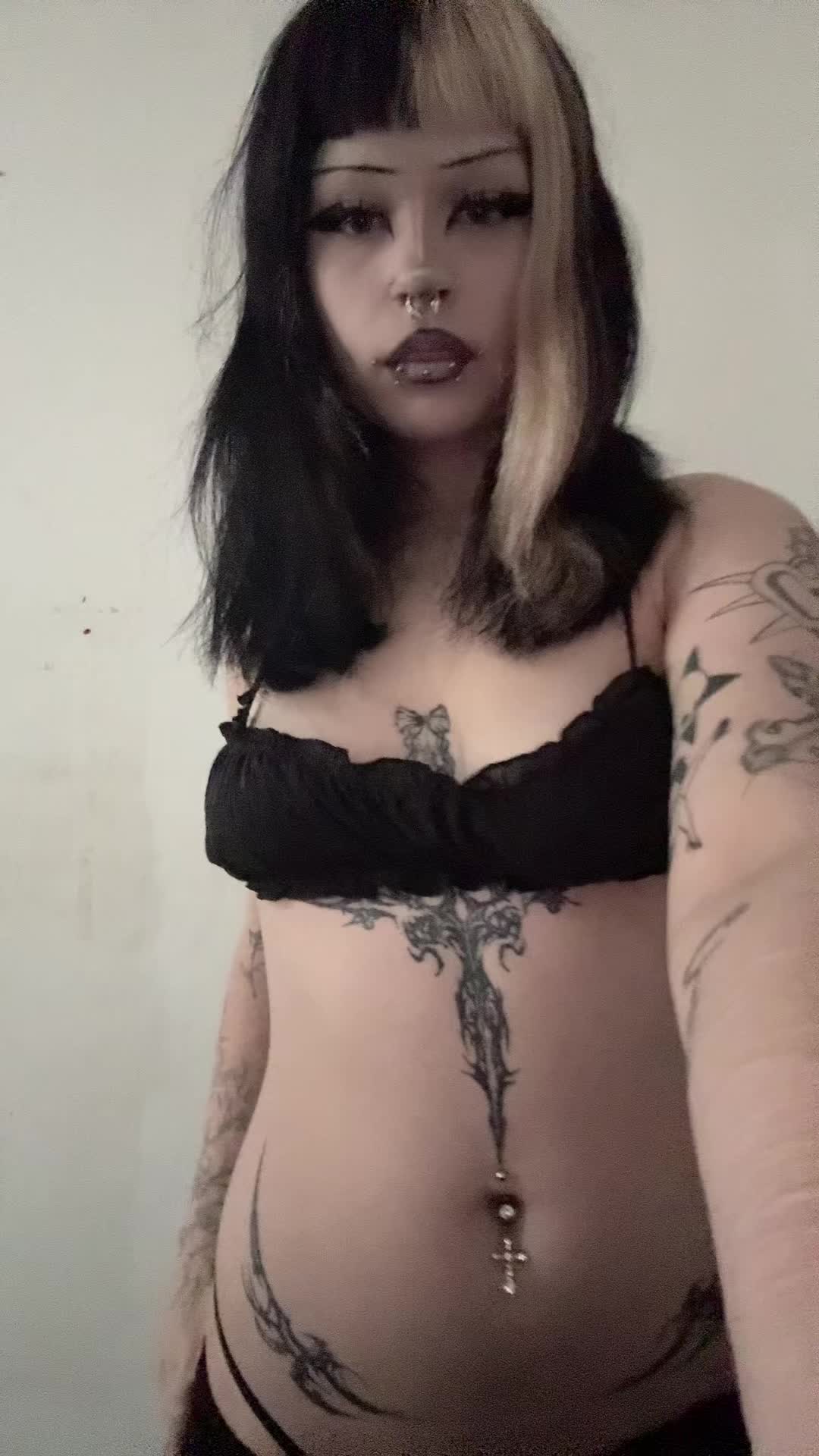 @nottkayley